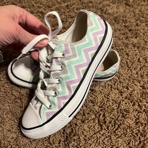 Converse with pastel zig zag pattern. Size 6.